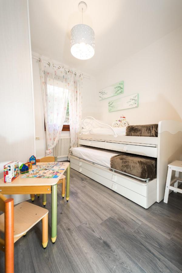 Ulivi Beth'S House Apartment Brenzone sul Garda Luaran gambar
