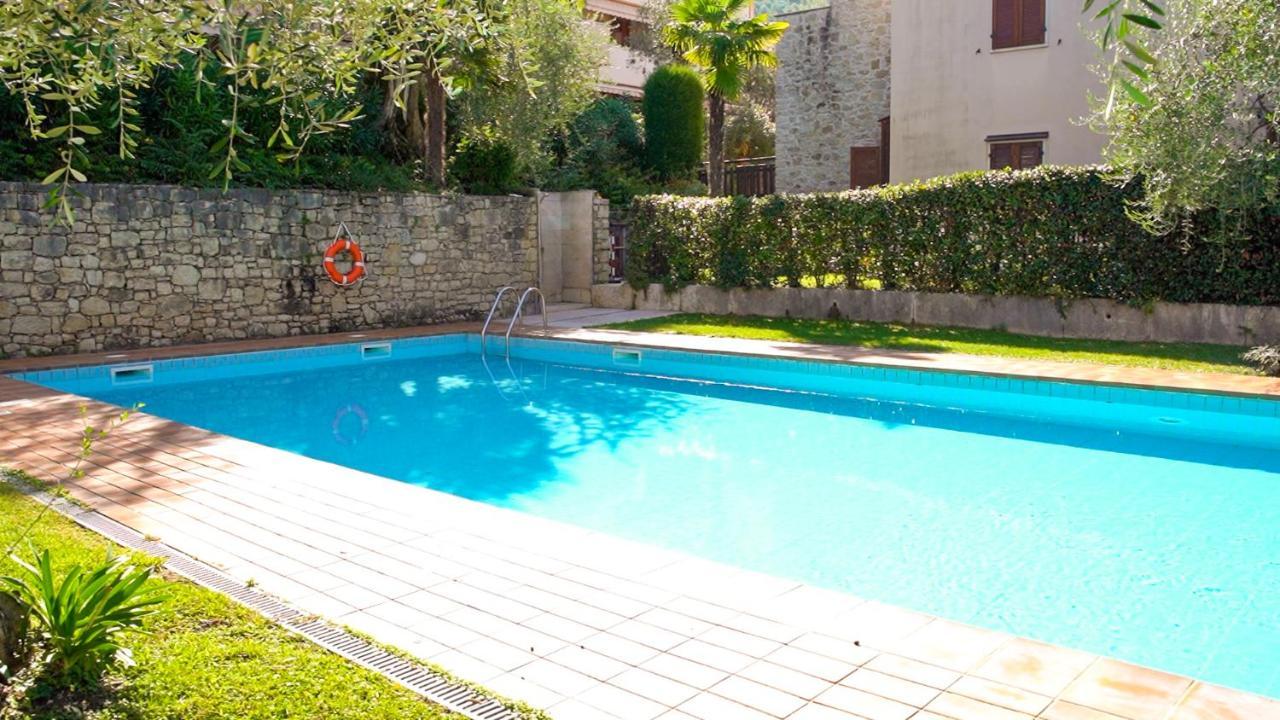 Ulivi Beth'S House Apartment Brenzone sul Garda Luaran gambar