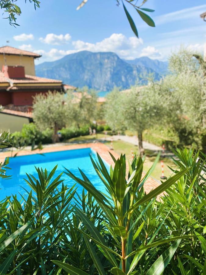 Ulivi Beth'S House Apartment Brenzone sul Garda Luaran gambar