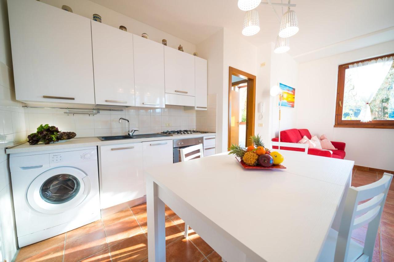 Ulivi Beth'S House Apartment Brenzone sul Garda Luaran gambar