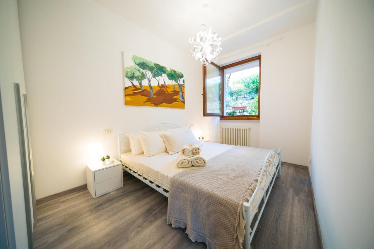 Ulivi Beth'S House Apartment Brenzone sul Garda Luaran gambar