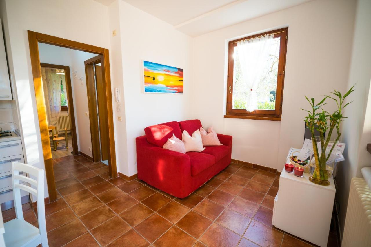 Ulivi Beth'S House Apartment Brenzone sul Garda Luaran gambar