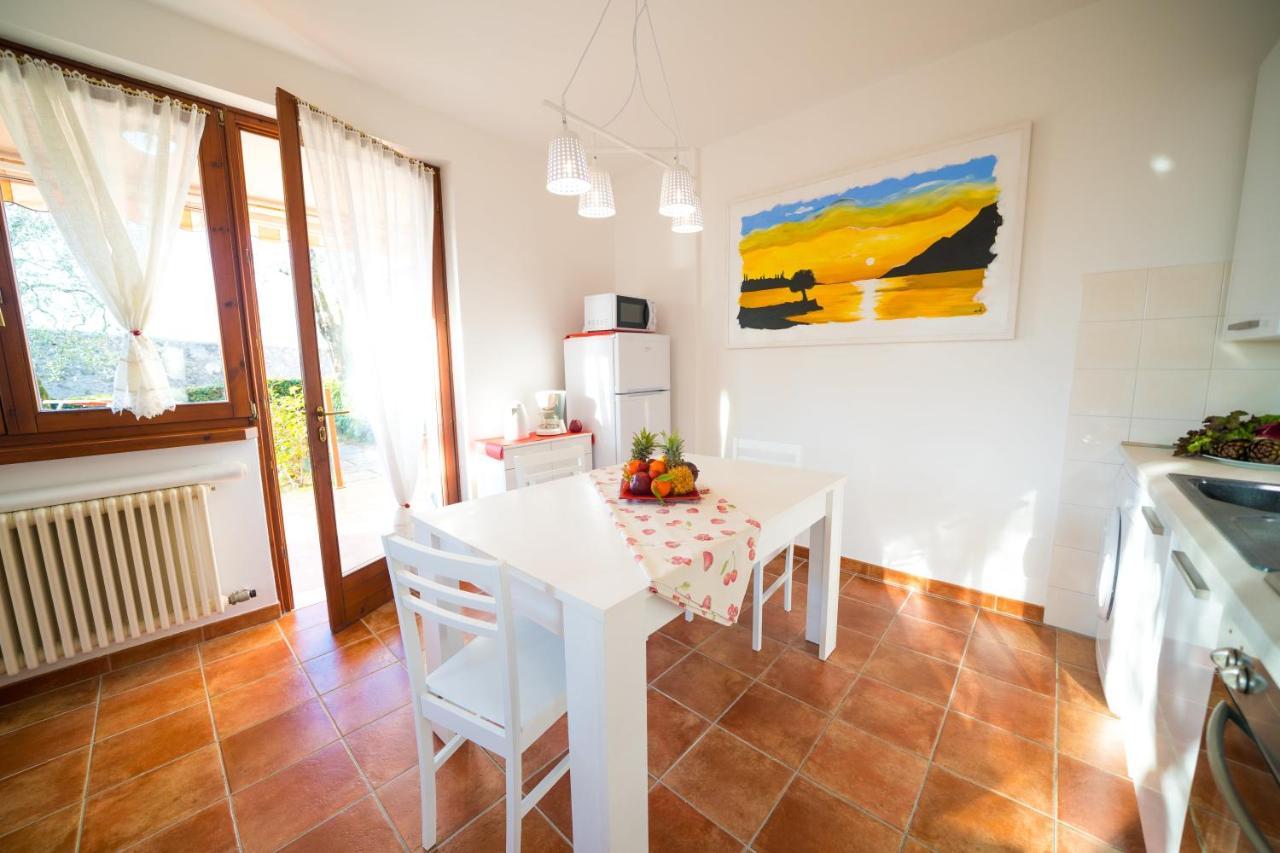 Ulivi Beth'S House Apartment Brenzone sul Garda Luaran gambar